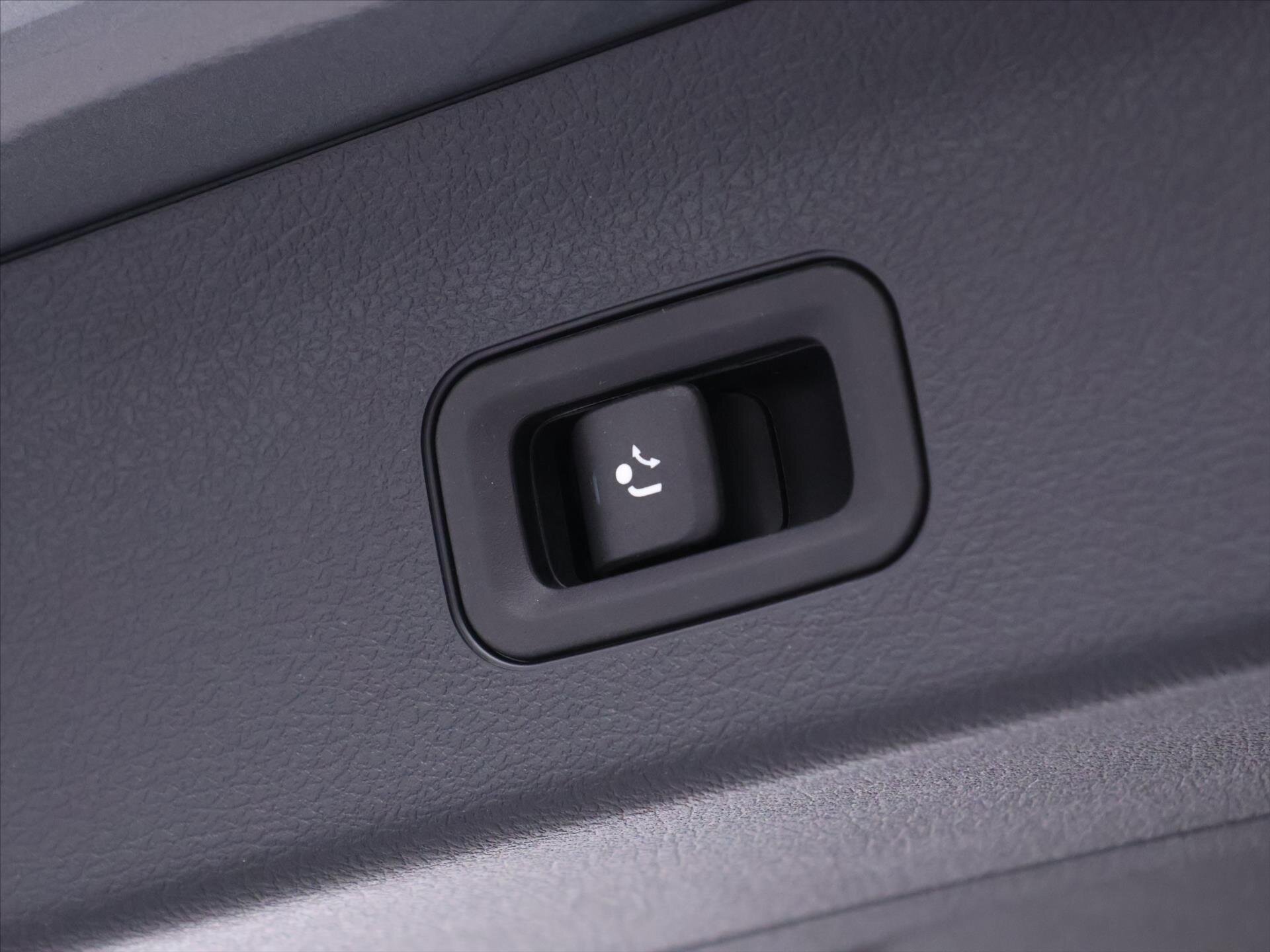 Mercedes-Benz GLS SUV / Terénní 3,0 l 270 kw