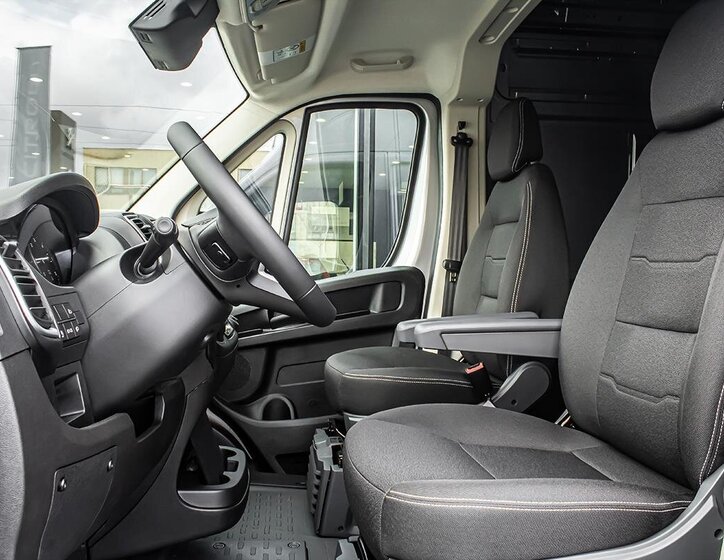 Peugeot Boxer Ostatní 2,2 l 132 kw