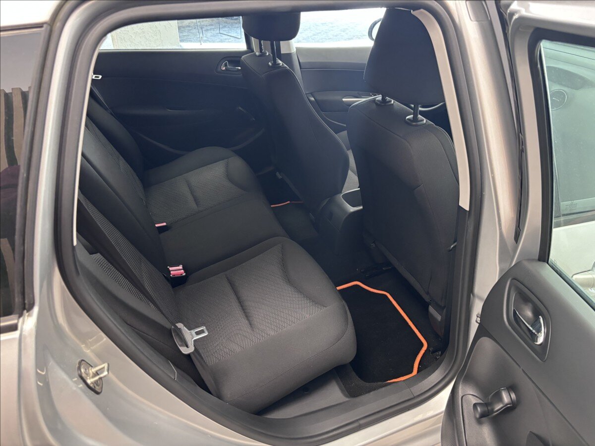 Peugeot 308 Kombi 1,6 l 88 kw