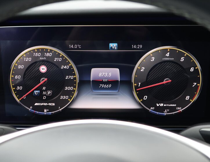 Mercedes-Benz Třídy E Sedan 4,0 l 450 kw