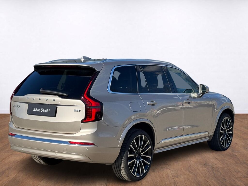 Volvo XC90 SUV / Terénní 2,0 l 184 kw