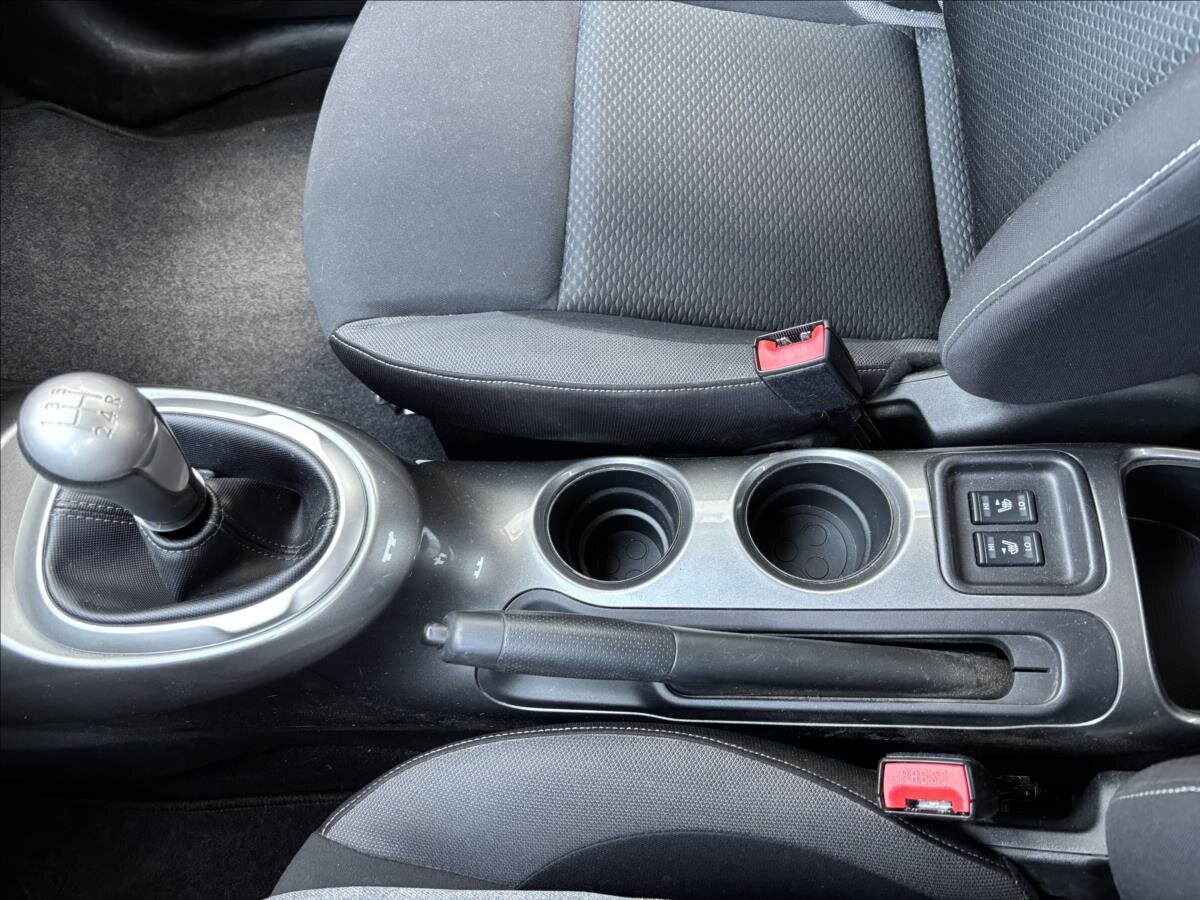 Nissan Juke SUV / Terénní 1,6 l 83 kw