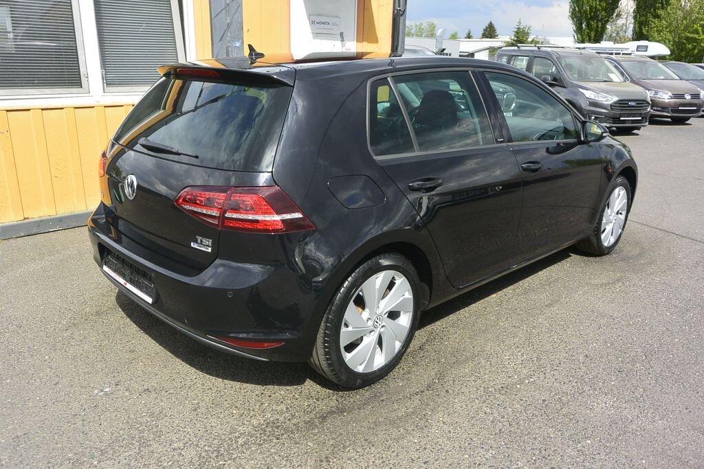 Volkswagen Golf Hatchback 1,2 l 63 kw