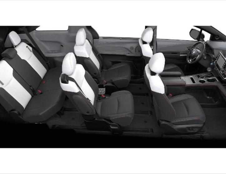 Toyota Sienna 11