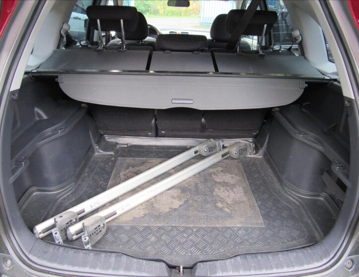 Honda CR-V SUV / Terénní 2,0 l 110 kw