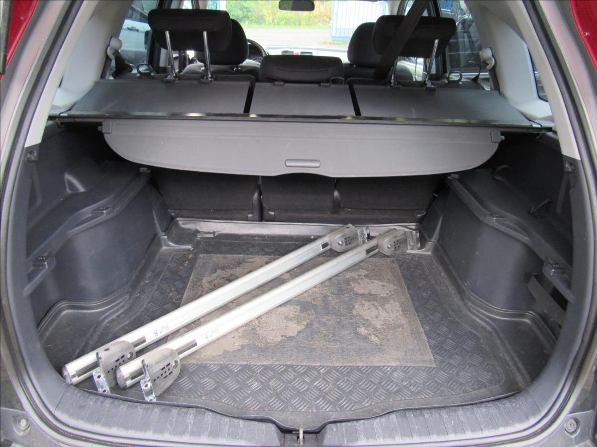Honda CR-V SUV / Terénní 2,0 l 110 kw