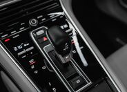Porsche Panamera 10
