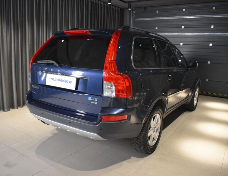 Volvo XC90 SUV / Terénní 2,4 l 147 kw