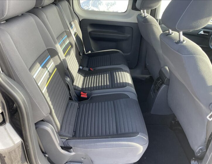 Volkswagen Caddy 13
