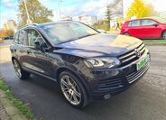 Volkswagen Touareg SUV 4,1 l 250 kw