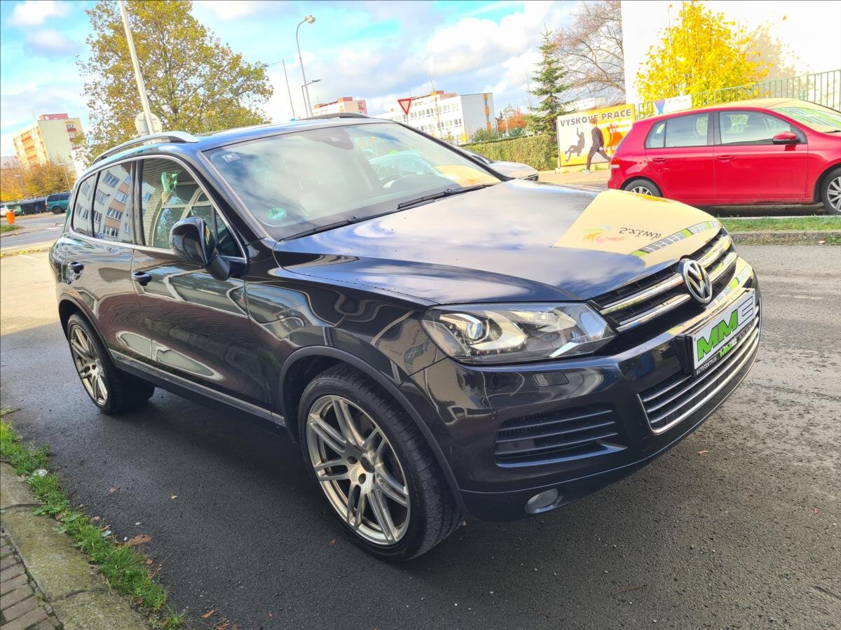 Volkswagen Touareg SUV 4,1 l 250 kw