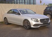 Mercedes-Benz Třídy E Sedan 2,0 l 180 kw