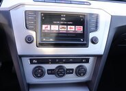 Volkswagen Passat Sedan / Limuzína 1,4 l 110 kw