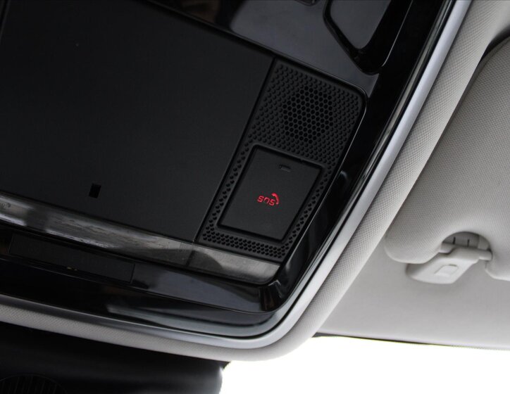 Land Rover Range Rover Velar 25