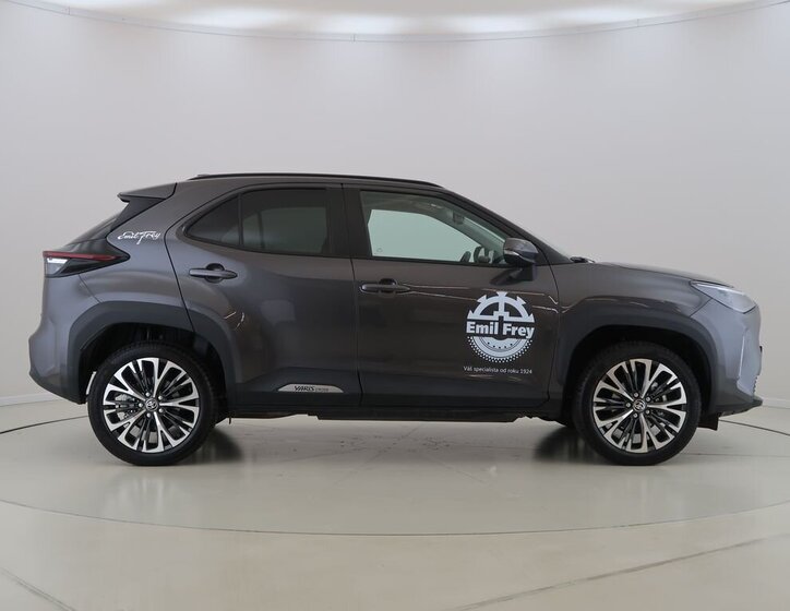 Toyota Yaris Cross SUV / Terénní 1,5 l 68 kw