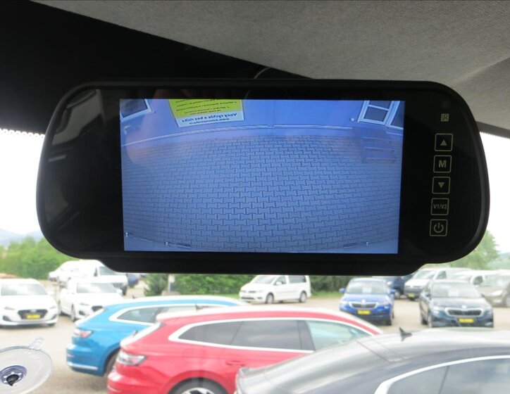 Iveco Daily Skříň 3,0 l 100 kw