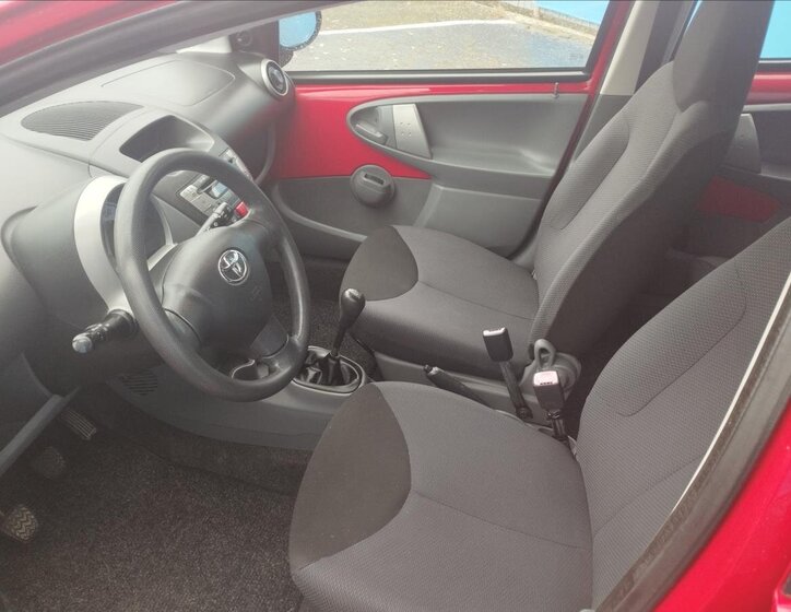 Toyota Aygo Hatchback 998,0 50 kw