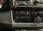 Volkswagen Multivan 15