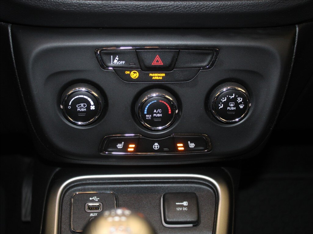 Jeep Compass SUV / Terénní 1,6 l 88 kw