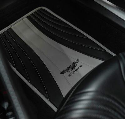 Aston Martin DB11 20