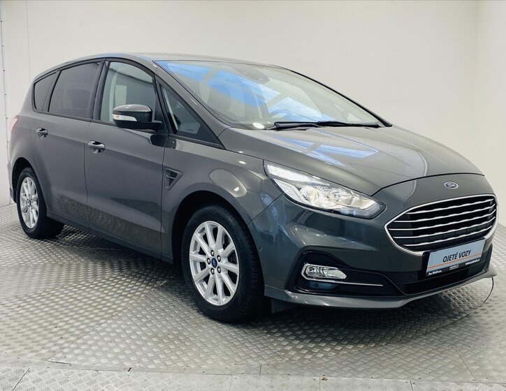 Ford S-MAX 21
