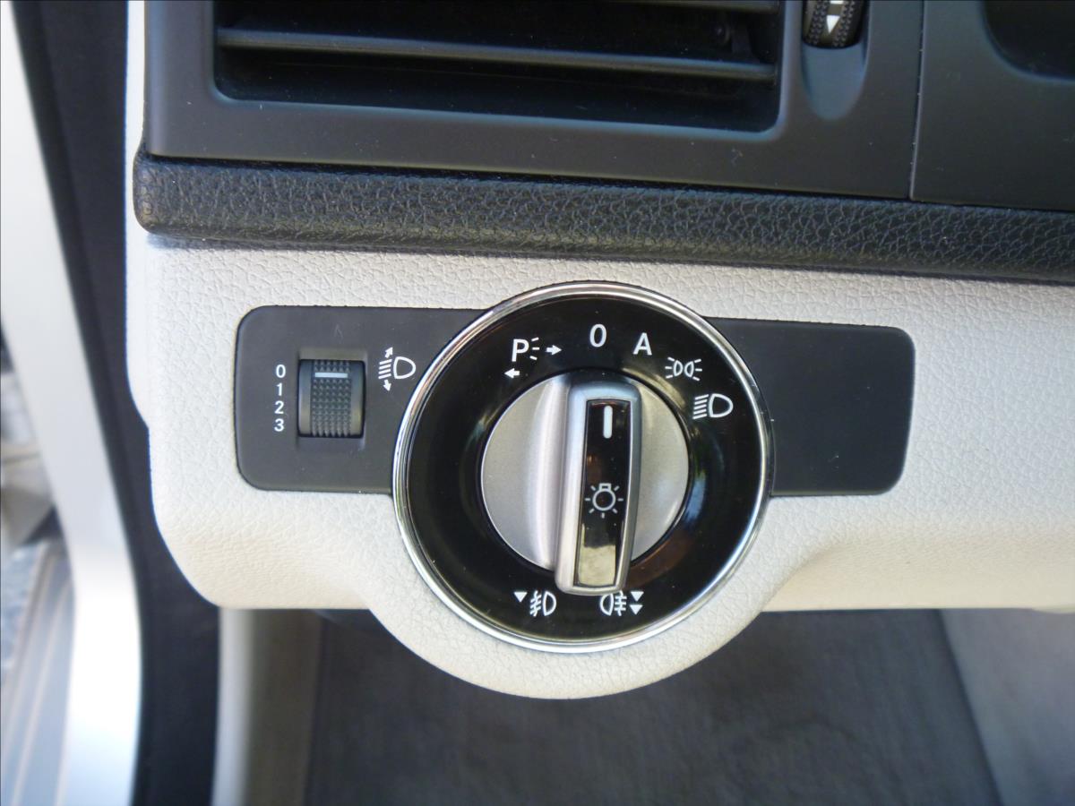 Mercedes-Benz Třídy C Kombi 2,1 l 100 kw