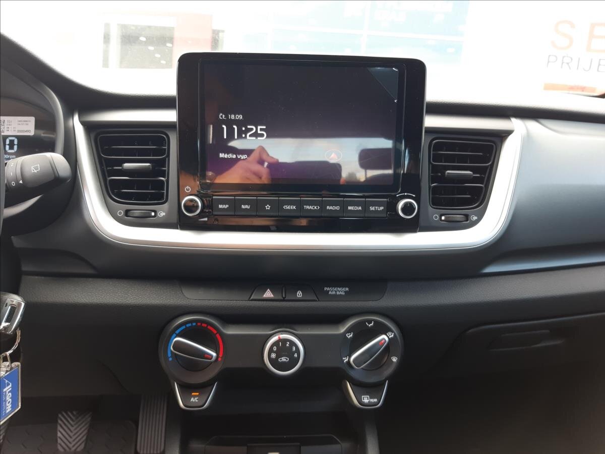 KIA Stonic SUV 1,2 l 58 kw