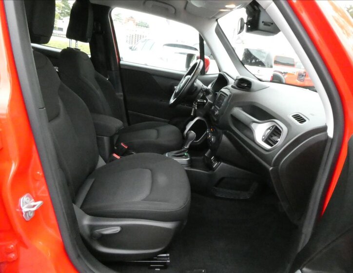 Jeep Renegade SUV 1,3 l 111 kw