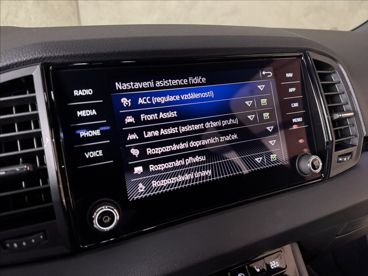 Škoda Karoq SUV 1,5 l 110 kw