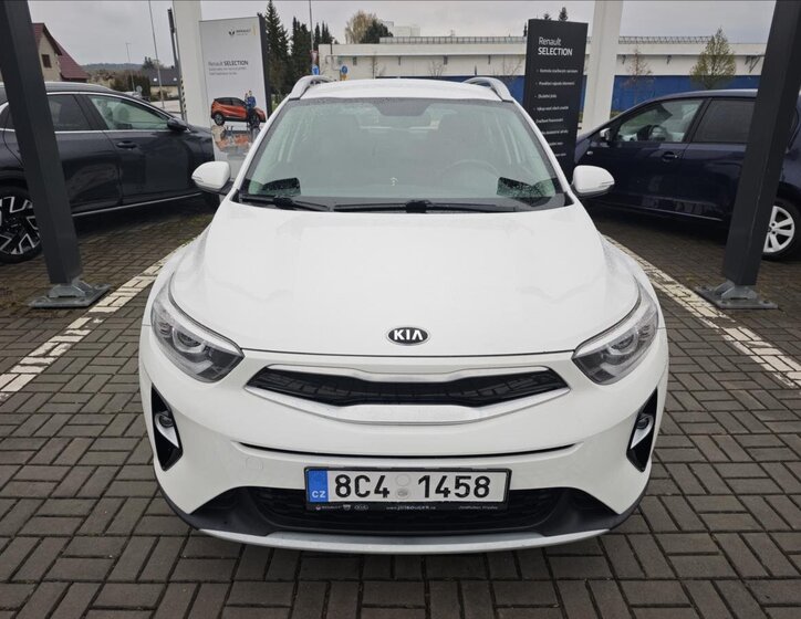 KIA Stonic SUV / Terénní 1,4 l 73 kw