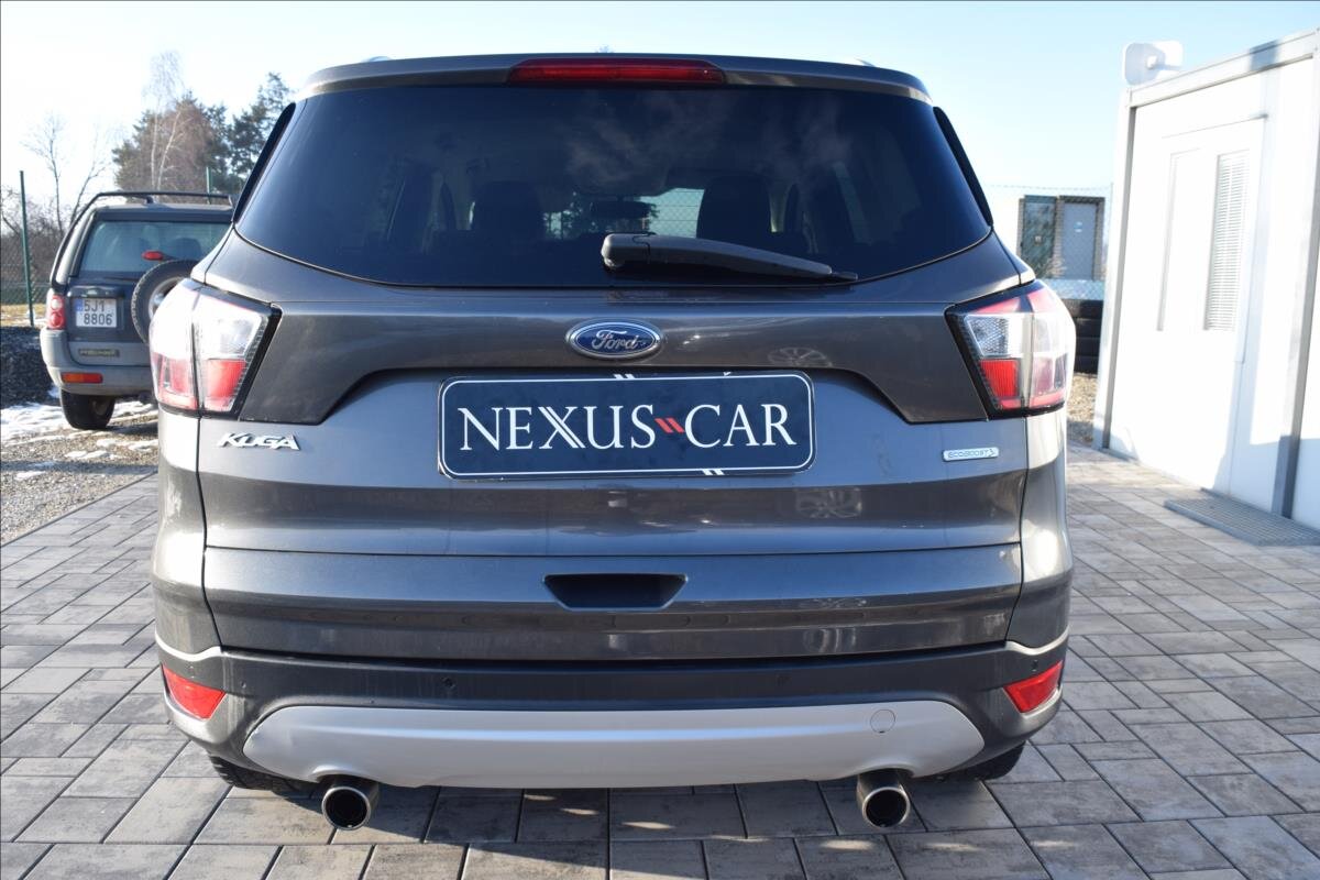 Ford Kuga SUV 1,5 l 88 kw