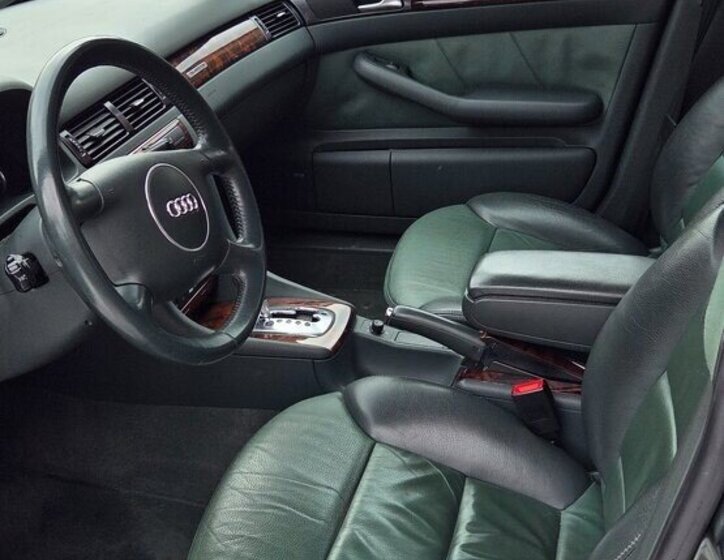 Audi A6 Allroad Kombi 2,5 l 132 kw