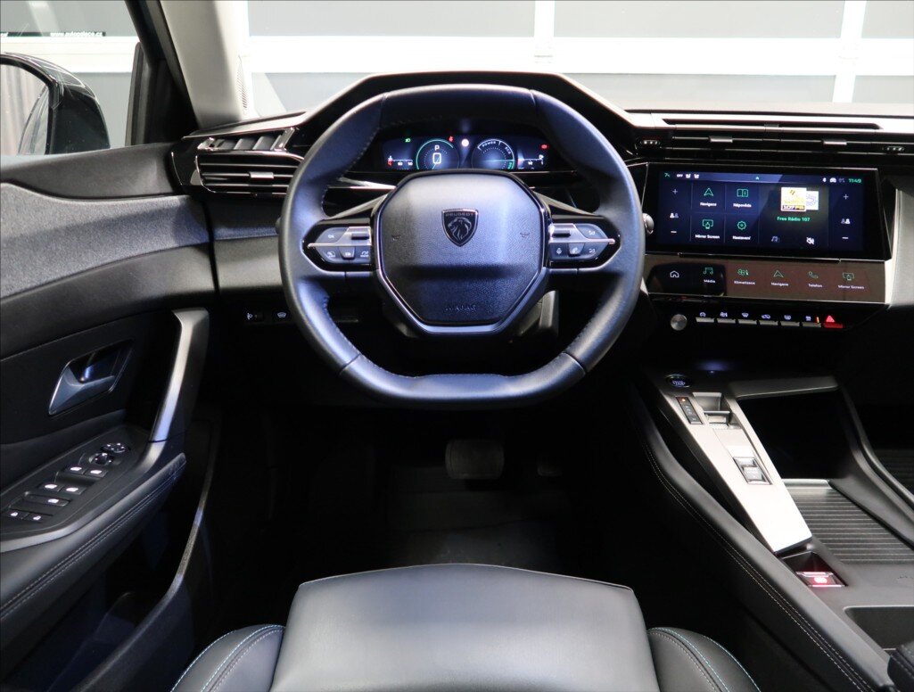 Peugeot 308 Kombi 1,2 l 100 kw