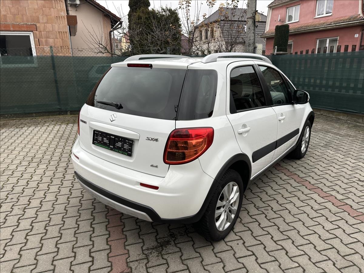 Suzuki SX4