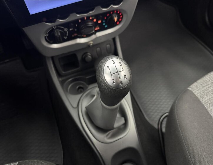 Dacia Duster SUV 1,6 l 77 kw