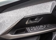 Peugeot 3008 Sedan 1,2 l 136 kw