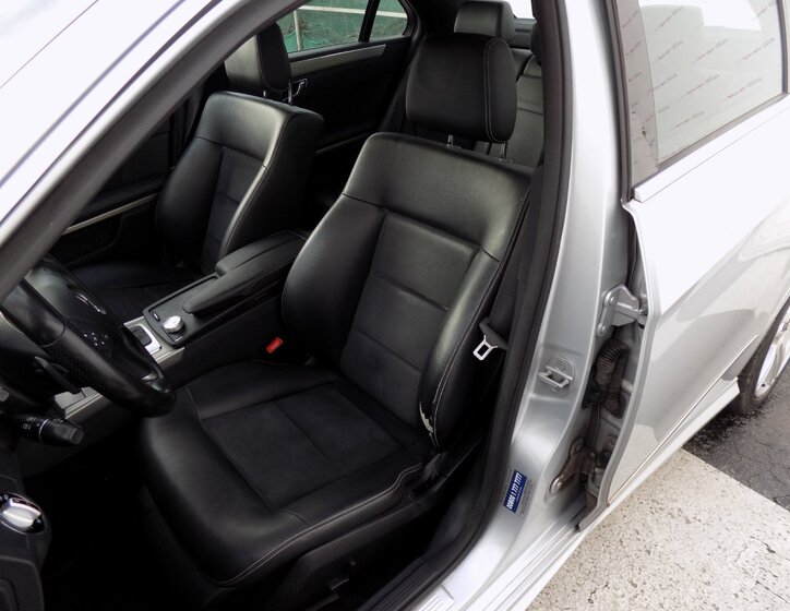 Mercedes-Benz Třídy E Sedan / Limuzína 2,1 l 125 kw