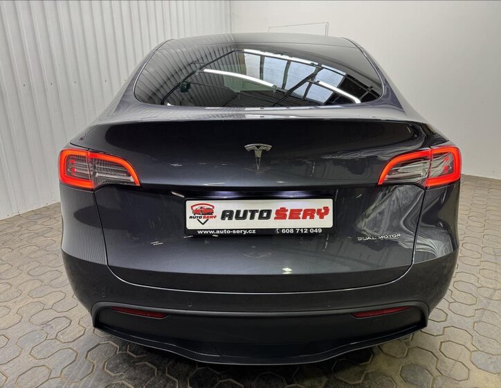 Tesla Model Y SUV 0,0 378 kw