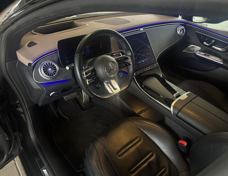 Mercedes-Benz EQE Sedan / Limuzína 0,0 350 kw