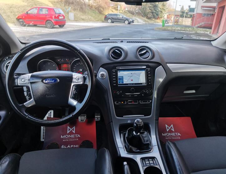 Ford Mondeo 12