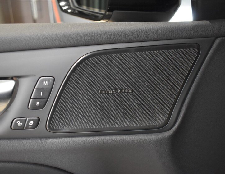 Volvo V60 Kombi 2,0 l 257 kw