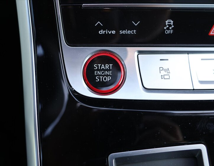 Audi SQ7 SUV / Terénní 4,0 l 373 kw