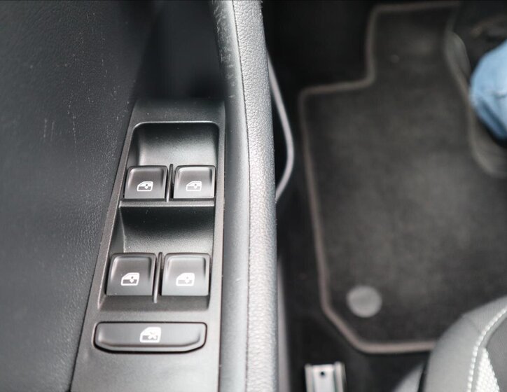 Škoda Fabia Hatchback 999,0 81 kw