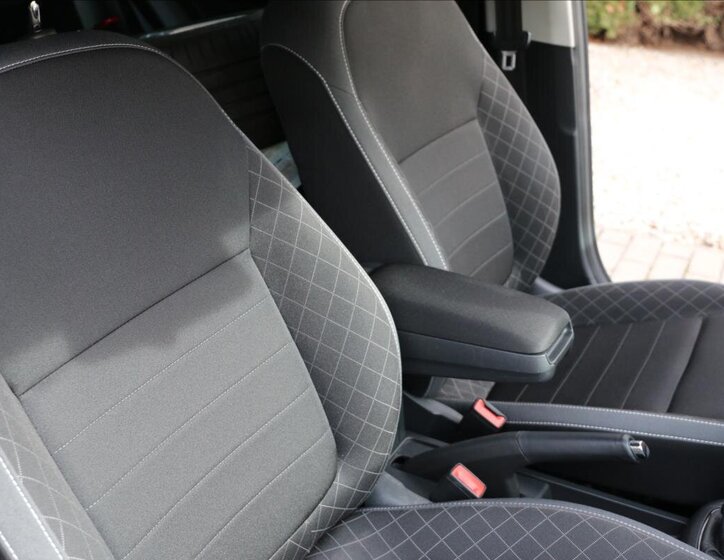 Škoda Fabia Hatchback 999,0 70 kw