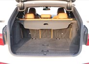 BMW Řada 5 Kombi 3,0 l 195 kw