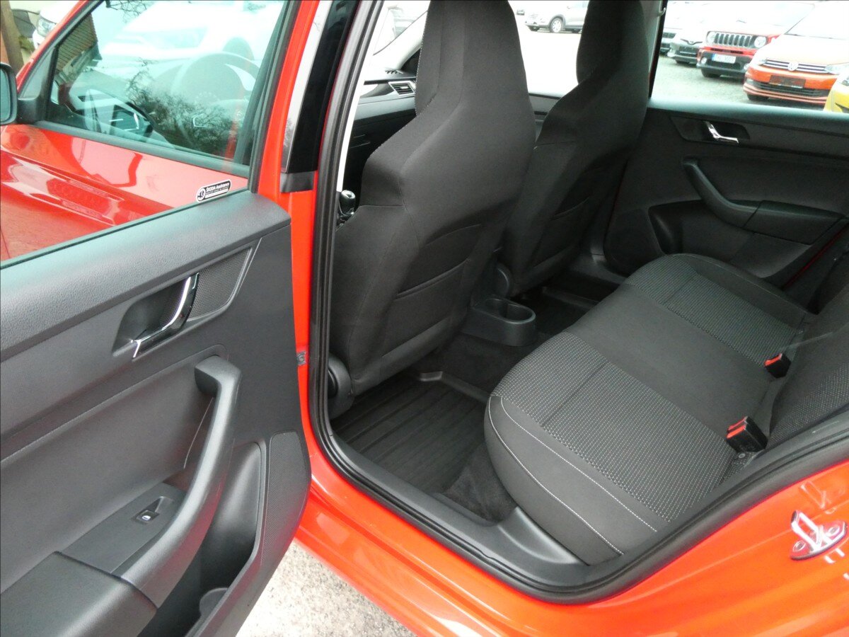 Škoda Rapid Hatchback 1,2 l 77 kw