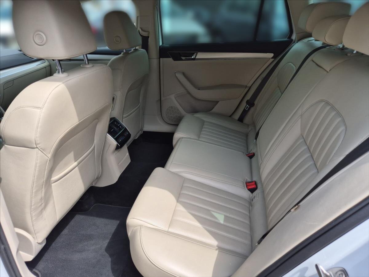 Škoda Superb Kombi 2,0 l 140 kw