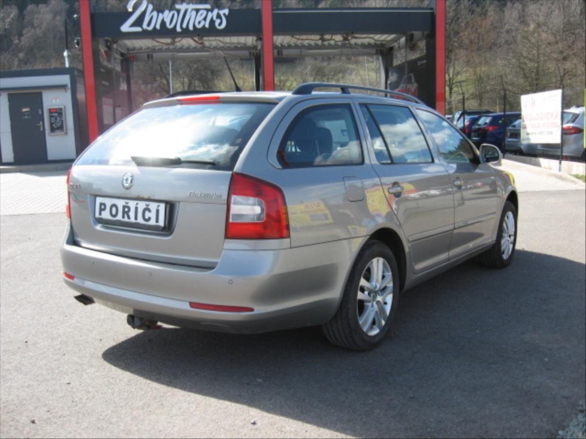 Škoda Octavia Kombi 2,0 l 103 kw