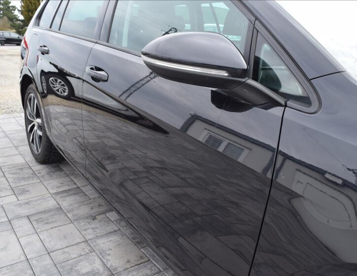 Volkswagen Golf Kombi 1,4 l 90 kw