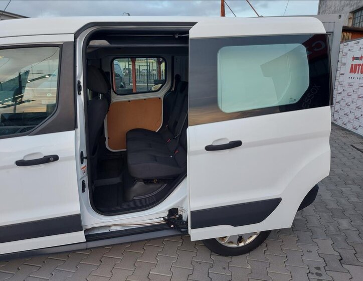 Ford Transit Connect 12